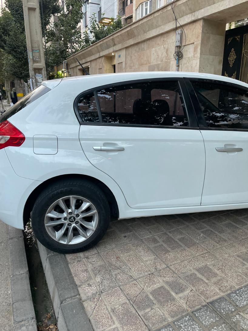 برلیانس بی رنگ H320 اتوماتیک موتور ۱۶۵۰ مدل آخر ۹۷|خودرو سواری و وانت|کرج, عظیمیه|دیوار