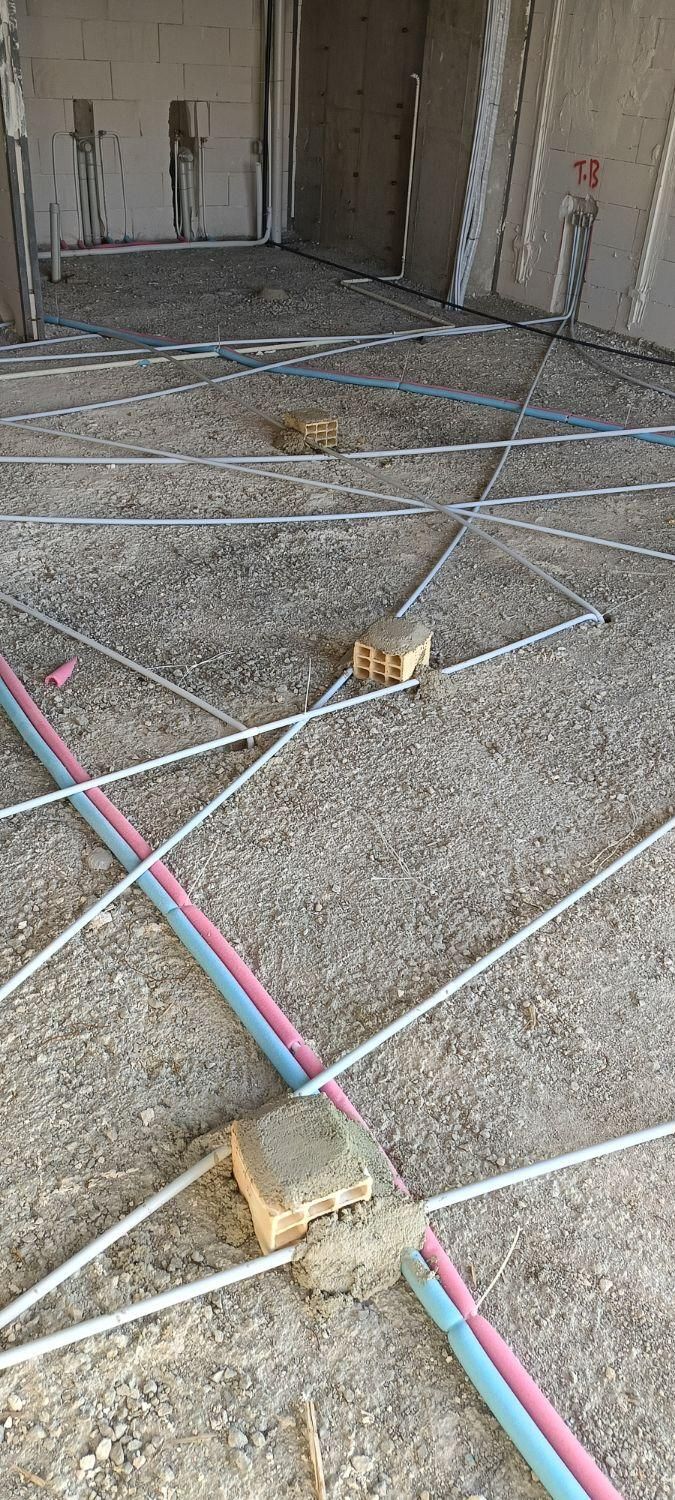 اجرای فوم بتن، با مصالح|خدمات پیشه و مهارت|شیراز, شهرک والفجر|دیوار