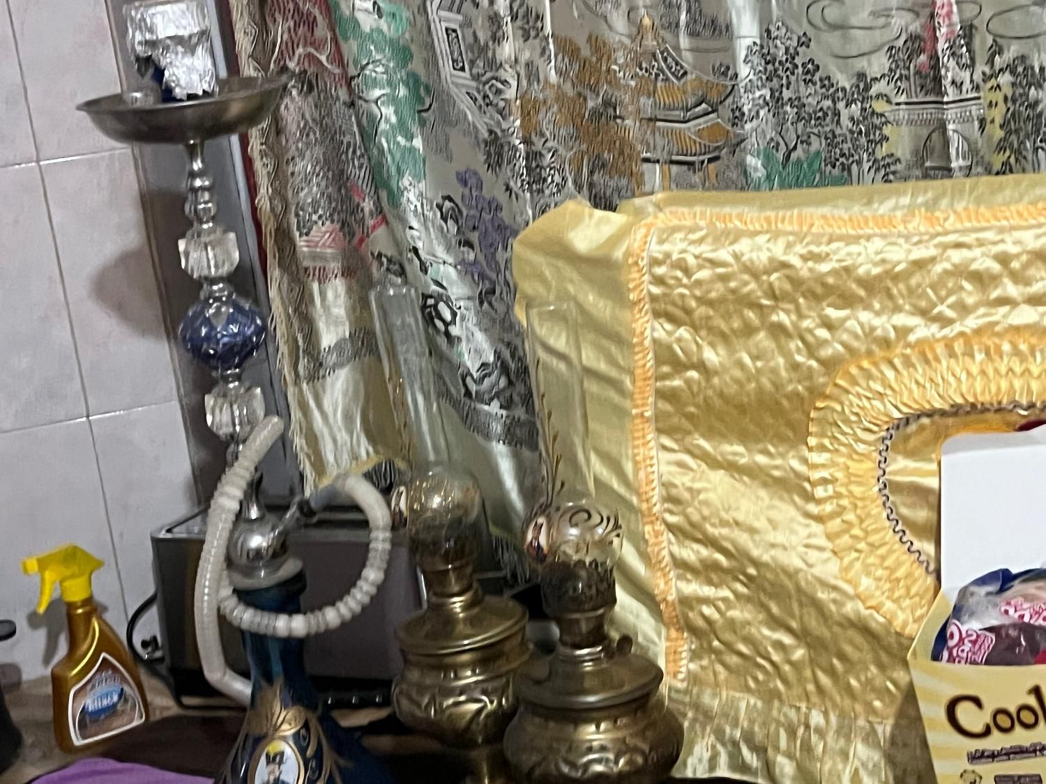 قلیون و چراغ نفتی|کلکسیون اشیاء عتیقه|تهران, آسمان|دیوار