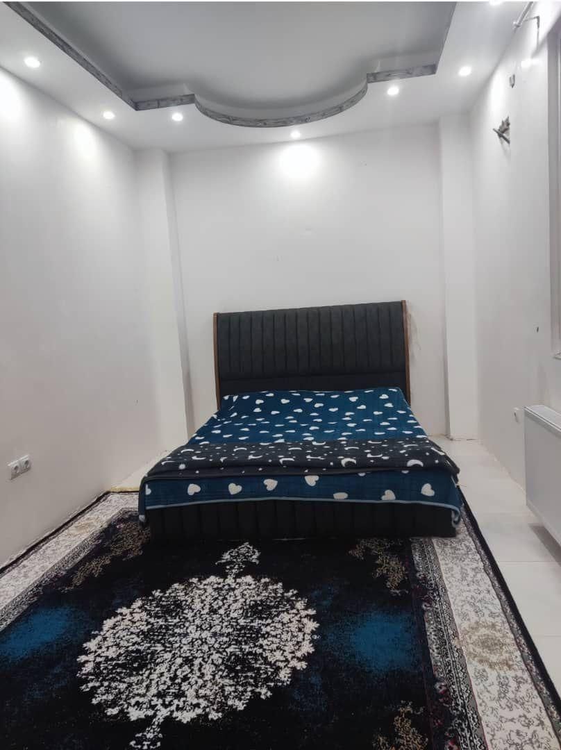 منزل مبله اجاره آپارتمان سوییت مسافر زند شاهچراغ|اجارهٔ کوتاه‌مدت آپارتمان و سوئیت|شیراز, شاهچراغ|دیوار