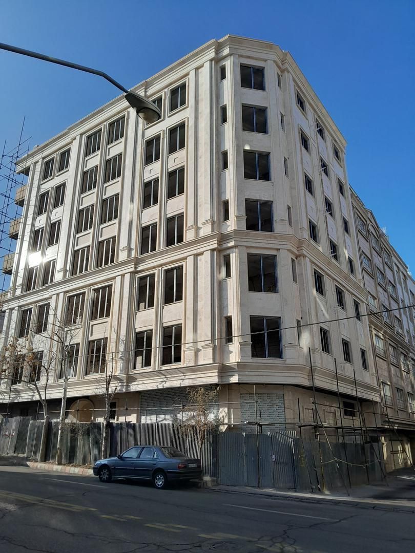 کارگاه تولیدی درب و پنجره دوجدارهupvc چکی بدون سود|خدمات پیشه و مهارت|کرج, گلشهر|دیوار