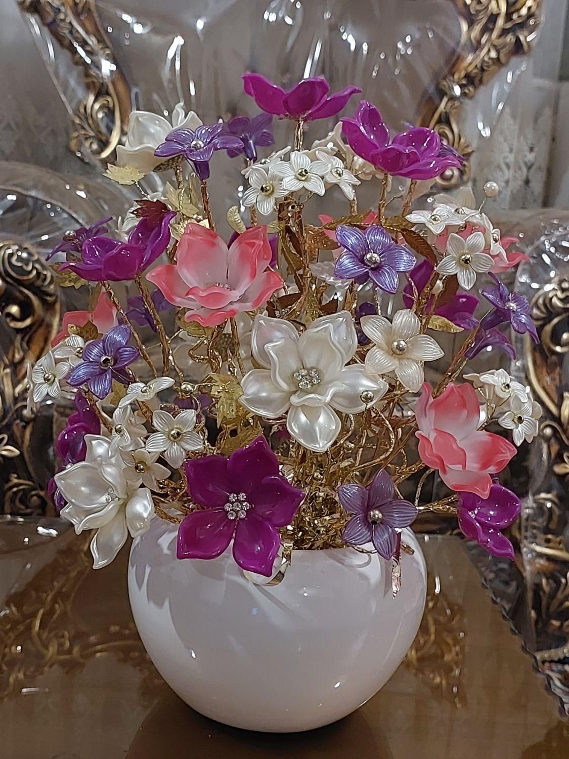 گل کریستالی|گل مصنوعی|هشتگرد, هشتگرد قدیم|دیوار