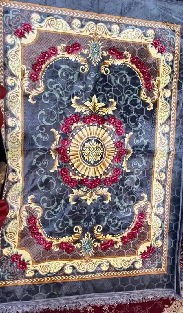 فروش عمده پتو،پتو فرش، فرشینه ،کاور رختخواب|رختخواب، بالش، پتو|اصفهان, احمدآباد|دیوار