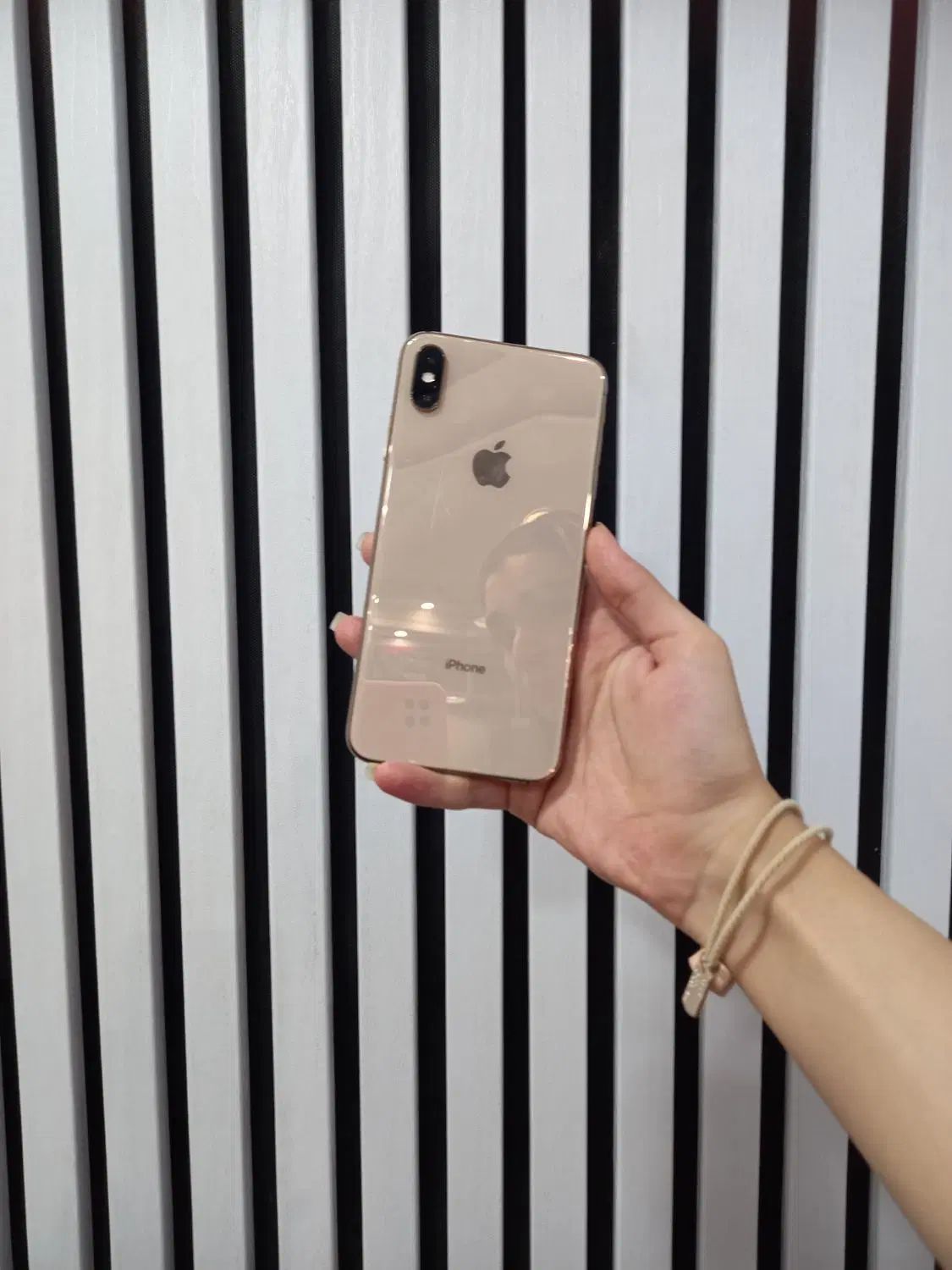 گوشی آیفون xs max256 در حدود بدون تعمیر|موبایل|تهران, جمهوری|دیوار