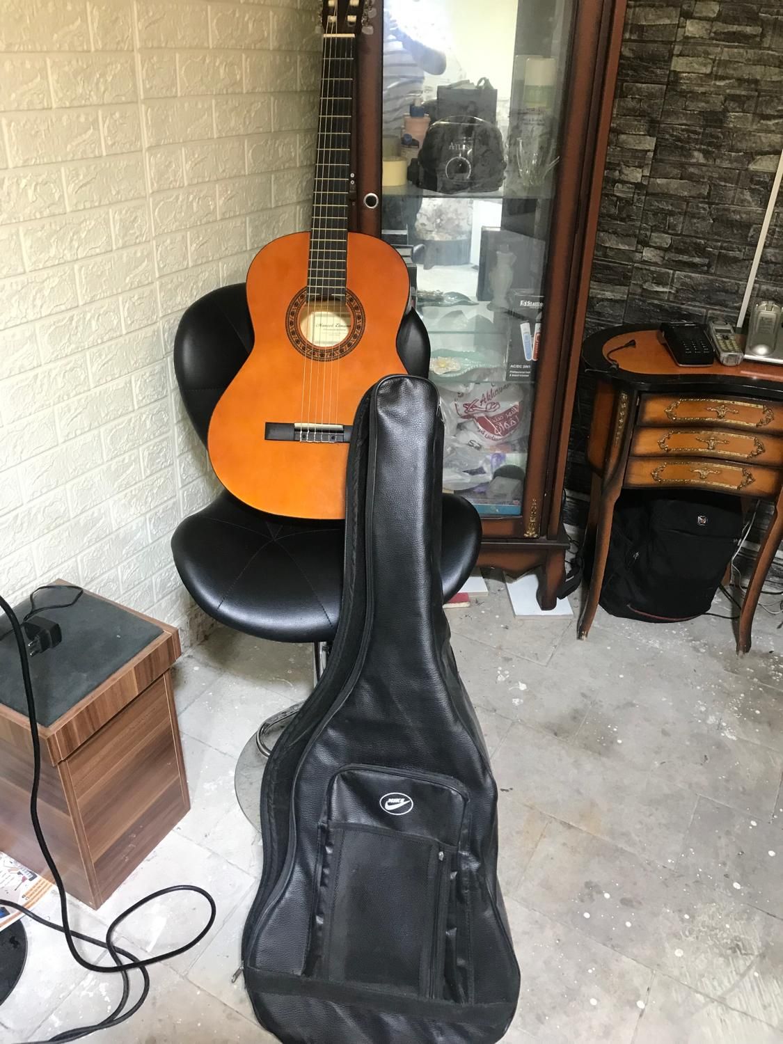 فروش گیتار سالم|گیتار، بیس، امپلیفایر|تهران, تهرانپارس شرقی|دیوار