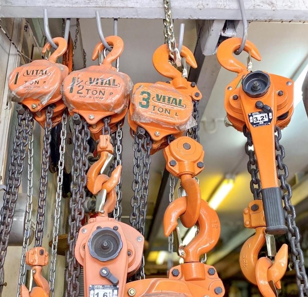 انواع جرثقیل و بالابر و وینچ و سیم بکسل|ماشین‌آلات صنعتی|یزد, |دیوار