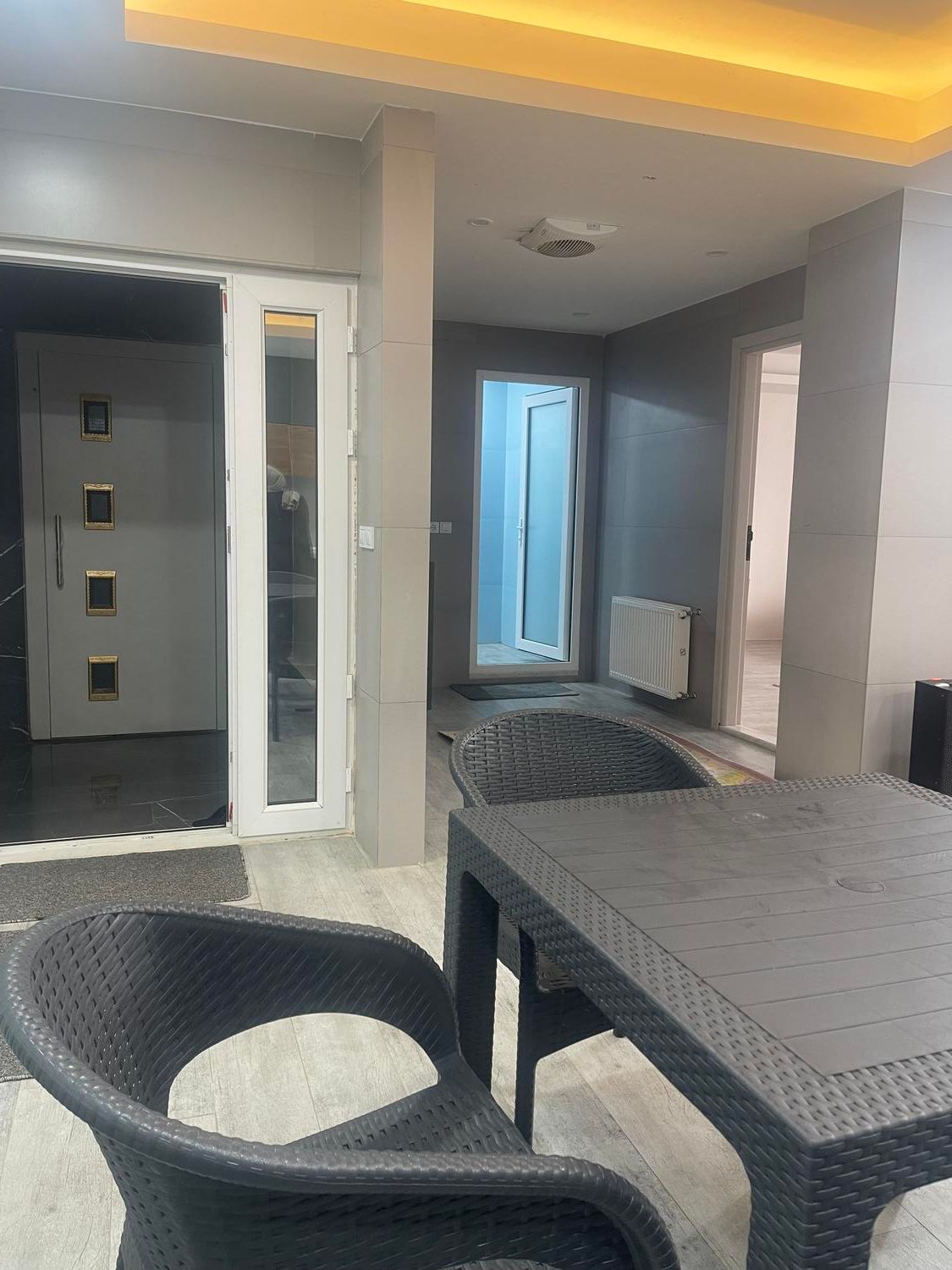 اجاره ویلا فرح آباد|اجارهٔ کوتاه‌مدت ویلا و باغ|ساری, |دیوار