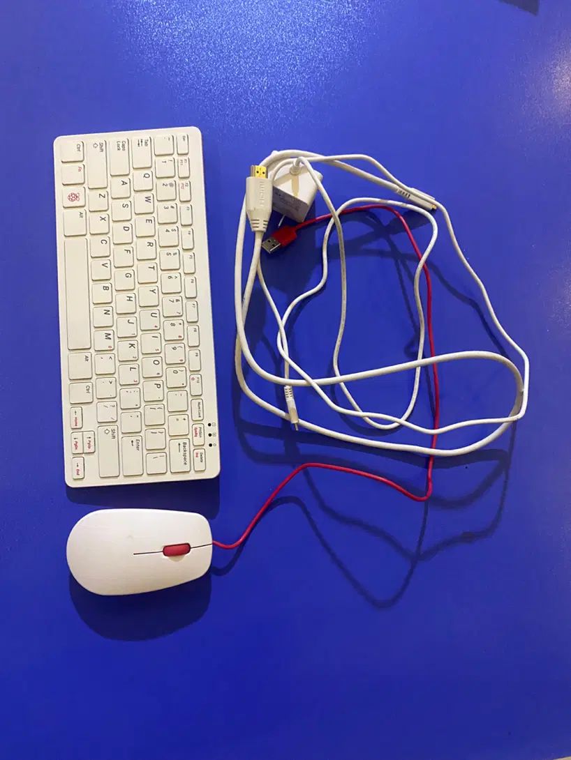 رزبری پای 400 /Raspberry pi 400|قطعات و لوازم جانبی رایانه|اصفهان, عسگریه|دیوار
