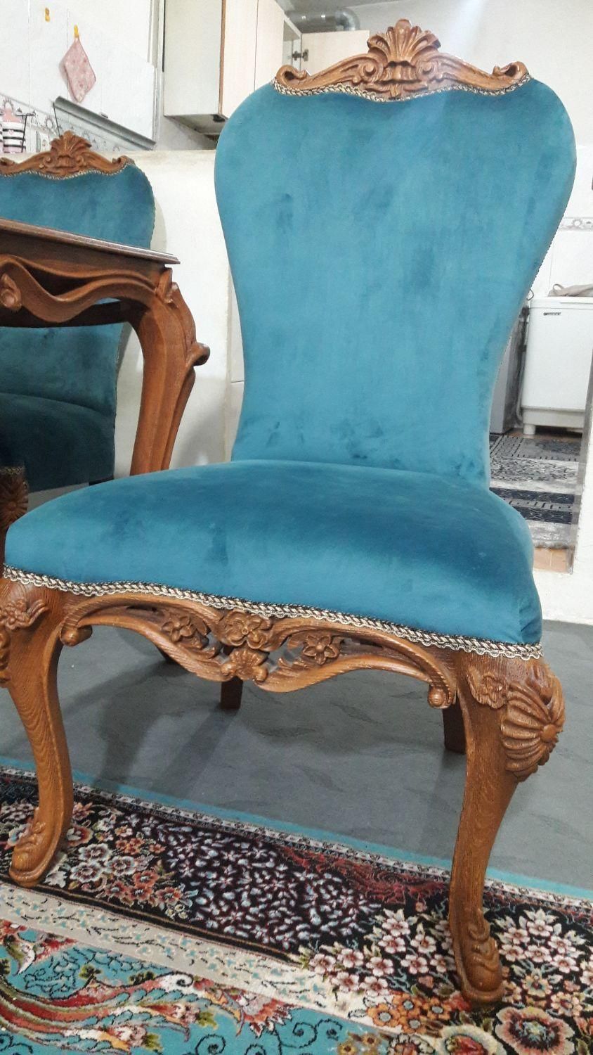 میز صندلی در حد نو تمیز سالم|میز و صندلی غذاخوری|بومهن, |دیوار