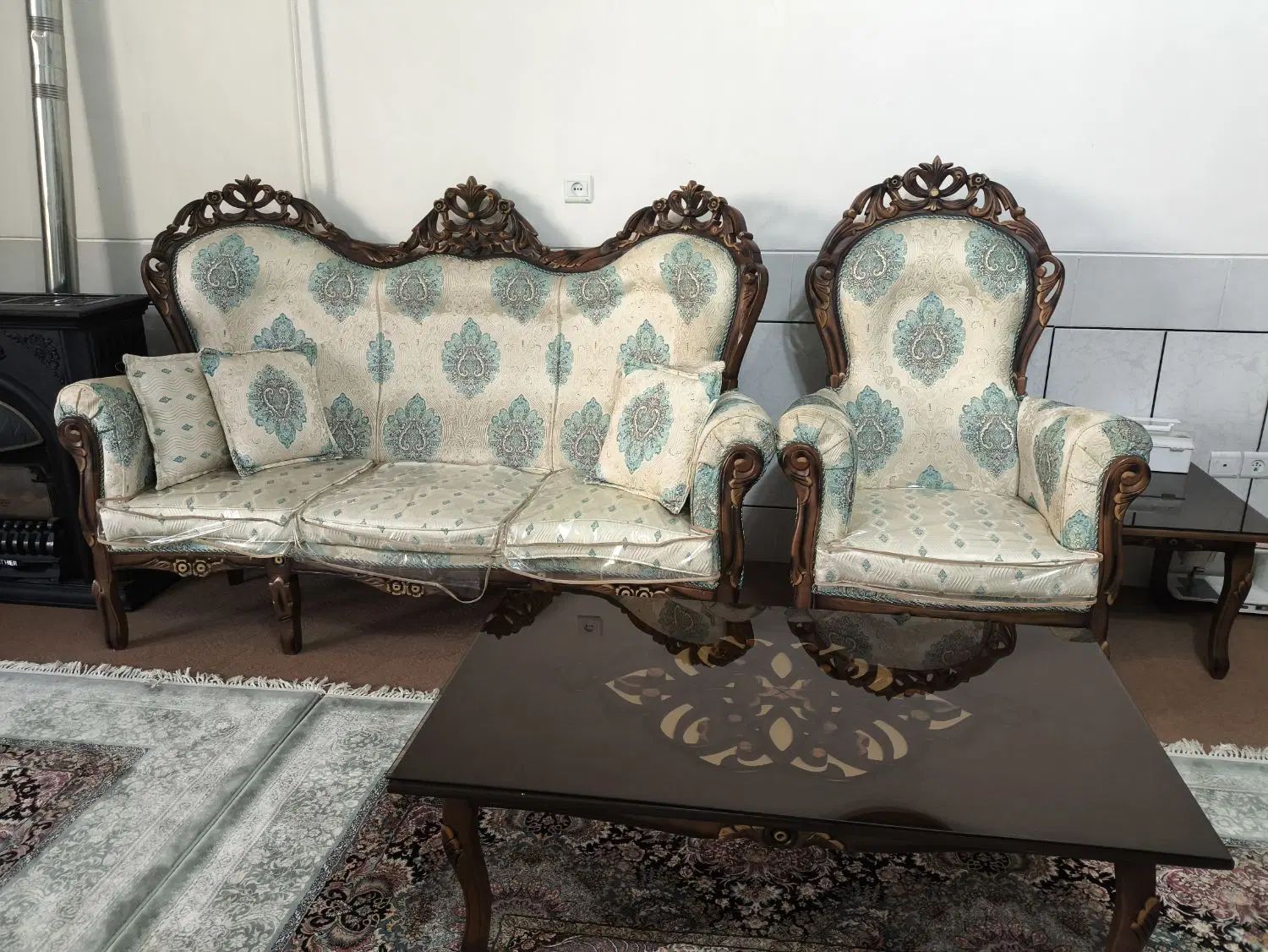 مبلمان نه نفره همراه با ناهار خوری شش نفره|مبلمان خانگی و میز عسلی|مبارکه, |دیوار
