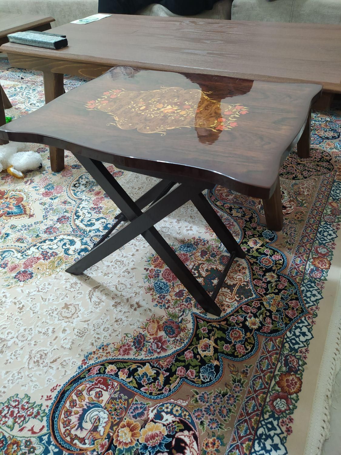 میز عسلی تا شو در حد نو|مبلمان خانگی و میز عسلی|رشت, شالکو|دیوار