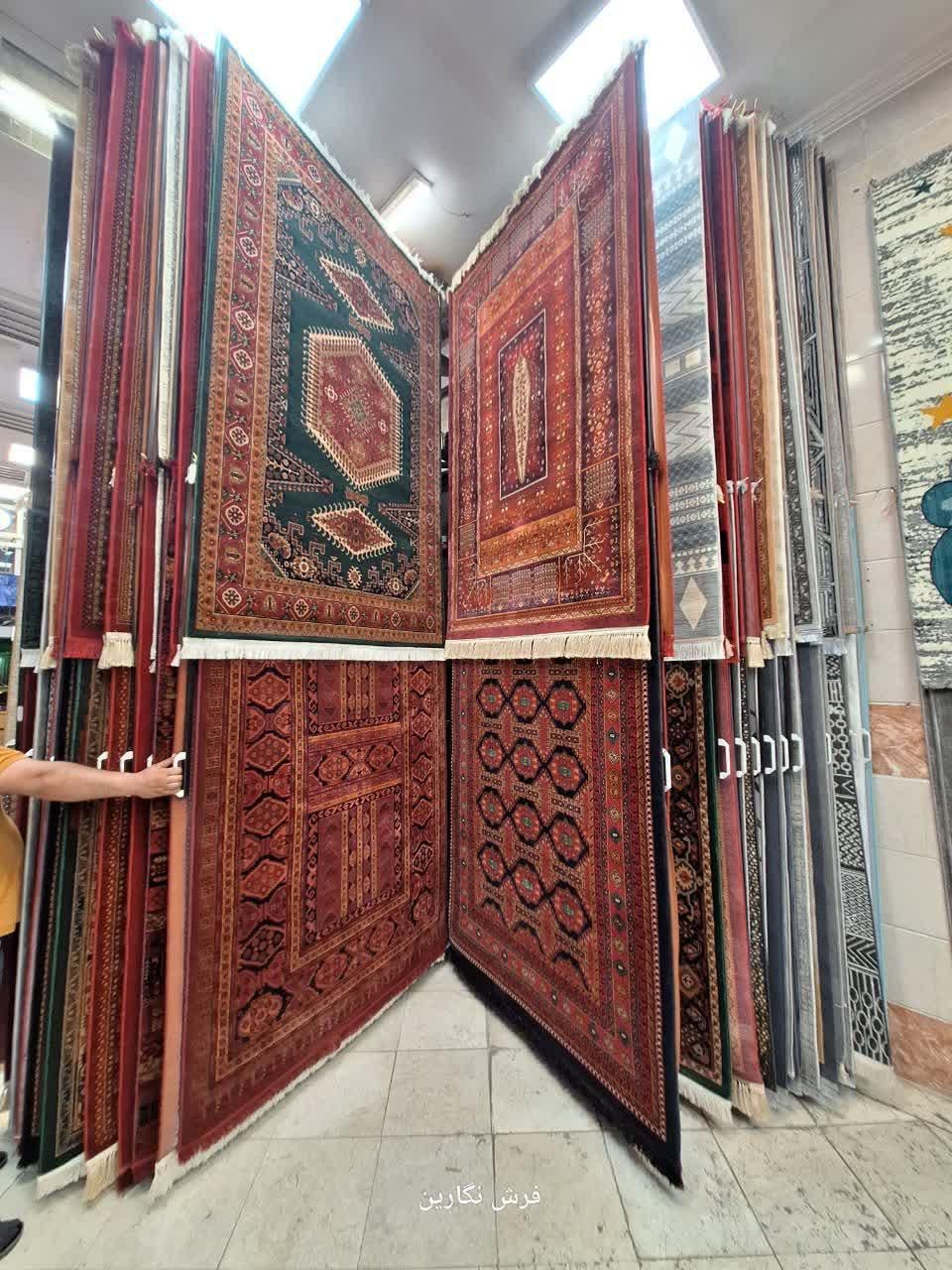 فرش بلوچی ۷۰۰ فرش آریایی ۷۰۰ فرش لاکی|فرش|مشهد, امیر|دیوار
