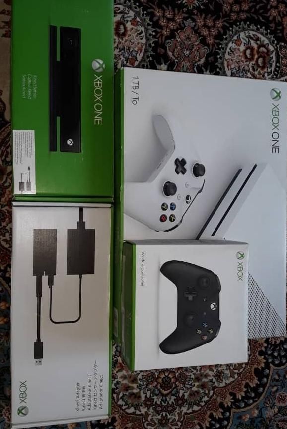 Xbox one s به همراه کینکت|کنسول، بازی ویدئویی و آنلاین|همدان, |دیوار