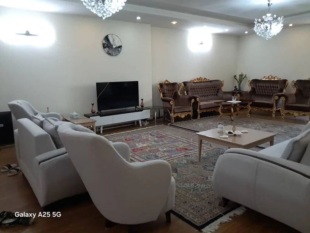 اجاره آپارتمان ۱۸۰ متری دونبش /  ابتدای اقبال|اجارهٔ آپارتمان|مشهد, اقبال|دیوار