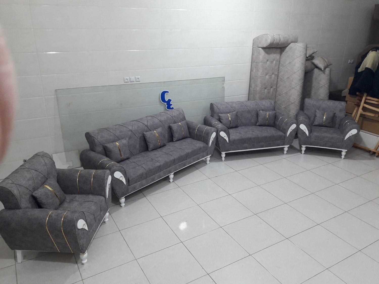 مبل برتر حاج علی کاشانی متن توضیحاتو کامل بخونید|مبلمان خانگی و میز عسلی|کاشان, |دیوار