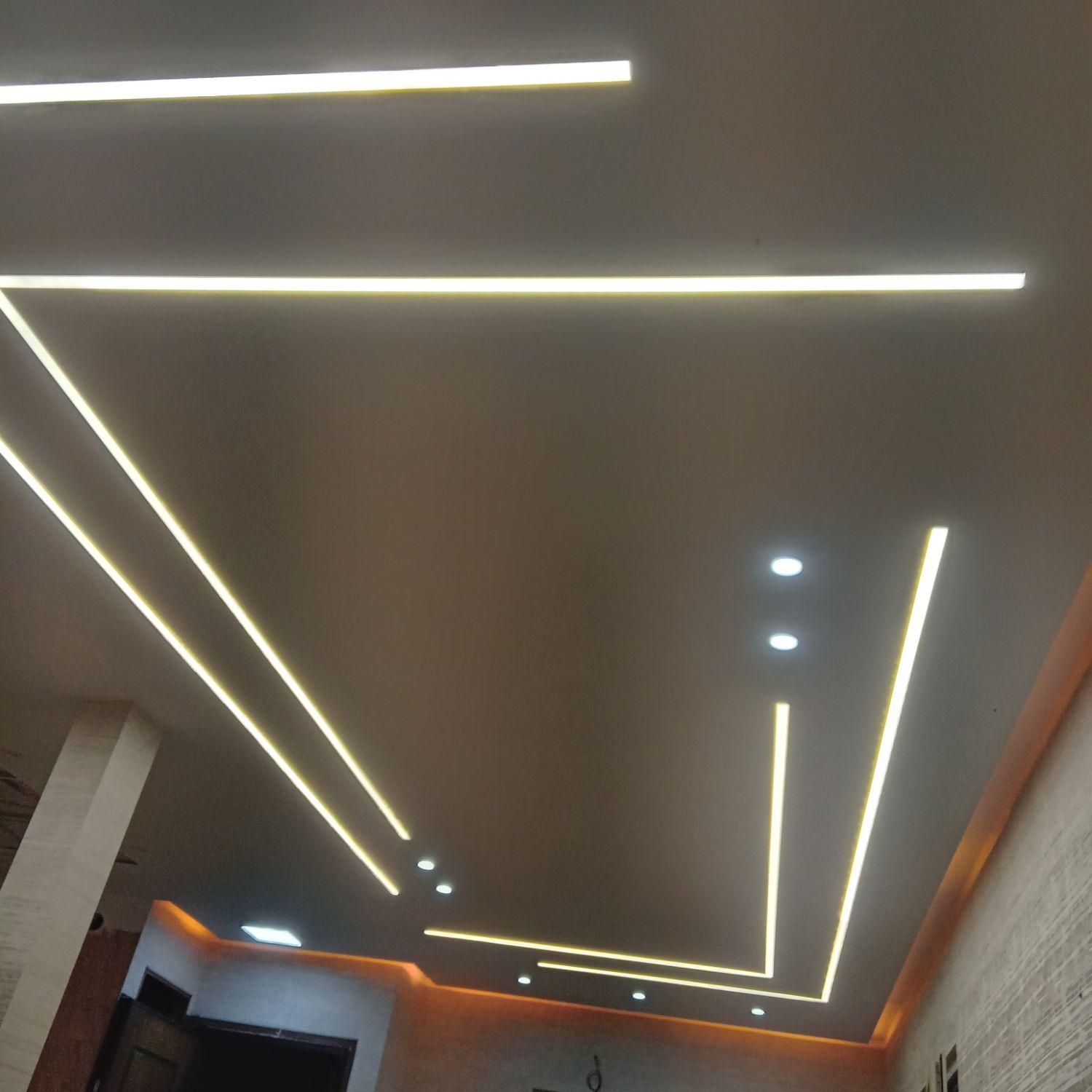 برق کار.برقکار.لاینر.لاین نوری.نورخطی هالوژن لوستر|خدمات پیشه و مهارت|قدس, شهرقدس|دیوار