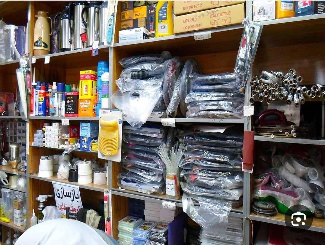 استخدام 3 نفر کارگر ساده جوان زیر 30 سال|استخدام خدمات فروشگاه و رستوران|تهران, شیخ هادی|دیوار