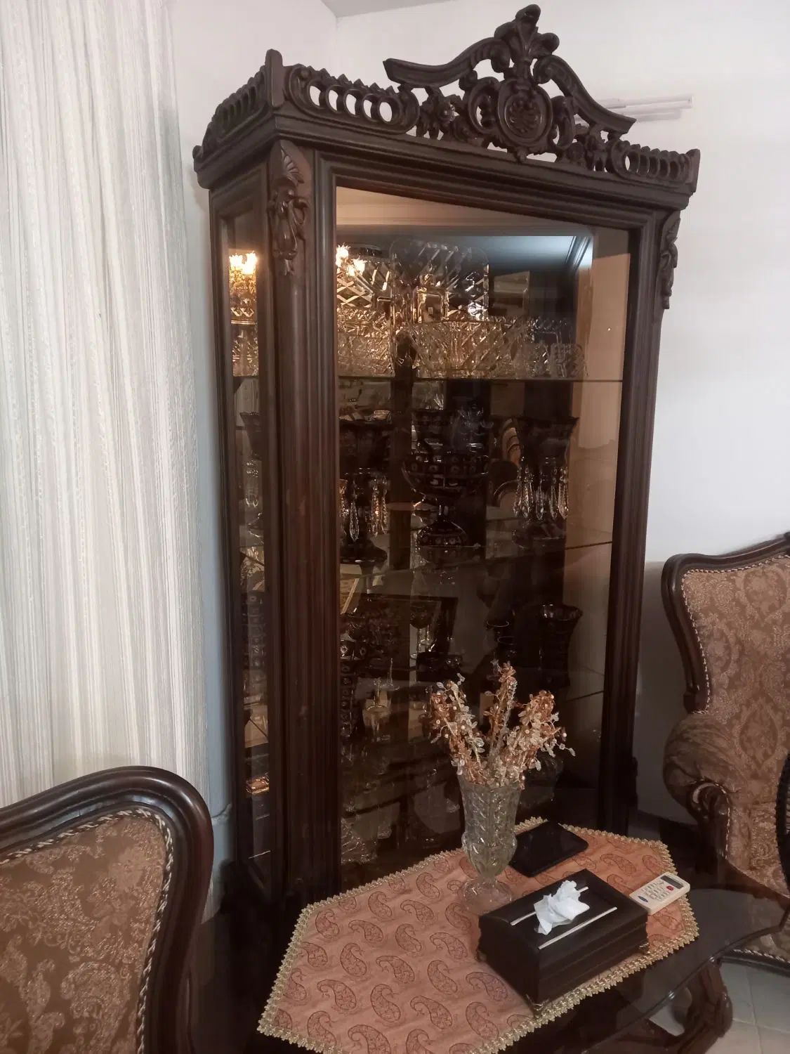 مبلمان ۹ نفره.میزناهارخوری ۸ نفره.ویترین|مبلمان خانگی و میز عسلی|بابلسر, |دیوار
