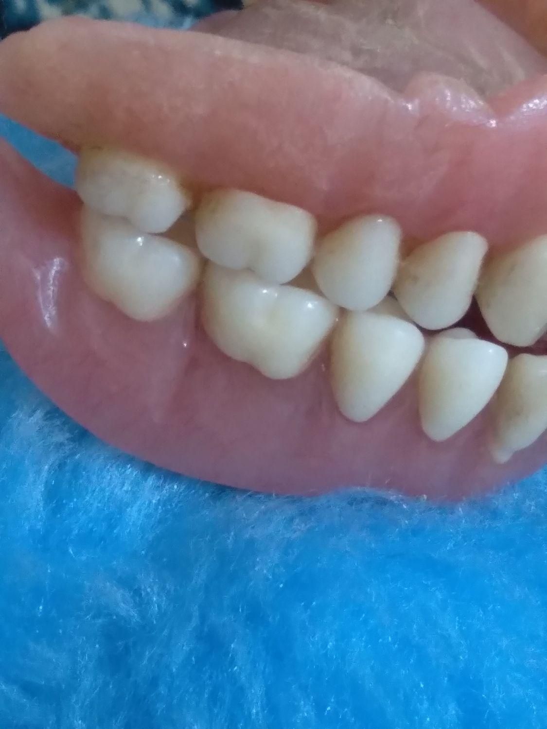 نیازمند دندانپزشک جهت همکاری واخذ مجوز مطب|خدمات آرایشگری و زیبایی|شازند, |دیوار