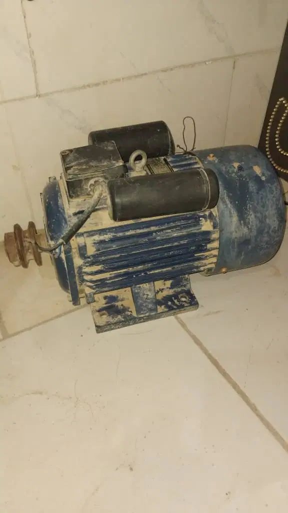 سنگ فرز بزرگ و الکتروموتور تکفاز 3اسب 1400دور|ماشین‌آلات صنعتی|سراوان, |دیوار