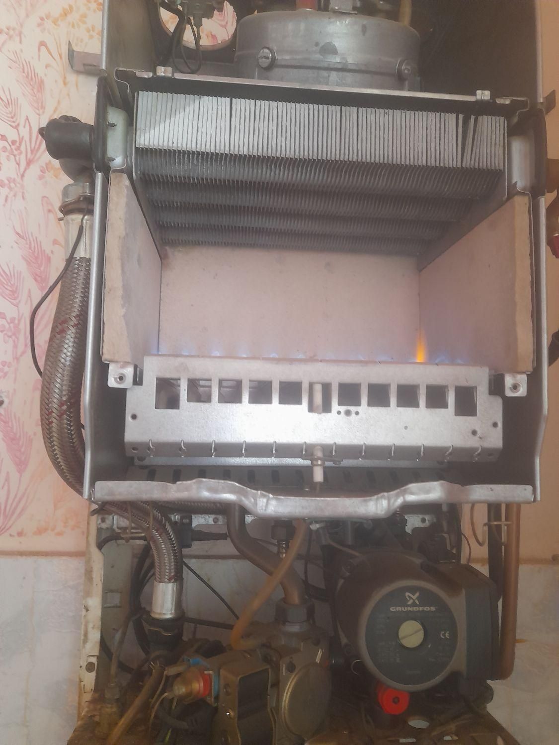 تعمیرات کولرپکیج آبگرمکن بخاری اجاق گاز لوله کشی|خدمات پیشه و مهارت|اراک, |دیوار