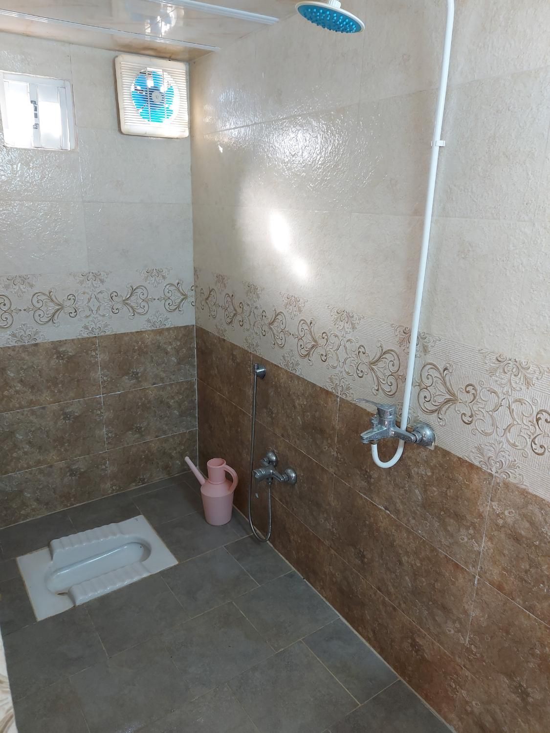 اجاره شبانه سوییت ۴۰ متری در باغ ۱۰۰۰ متری دربست|اجارهٔ کوتاه‌مدت آپارتمان و سوئیت|قائم‌شهر, |دیوار