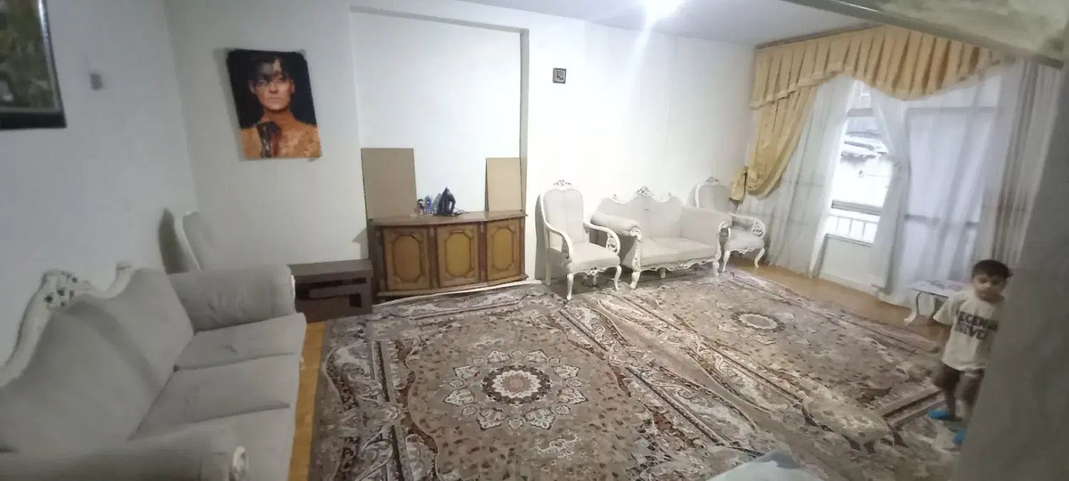اجاره خانه۳طبقه دربستی ۶۰متری روبروی مترو ۱۷شهریور|اجارهٔ خانه و ویلا|تهران, هفده شهریور|دیوار
