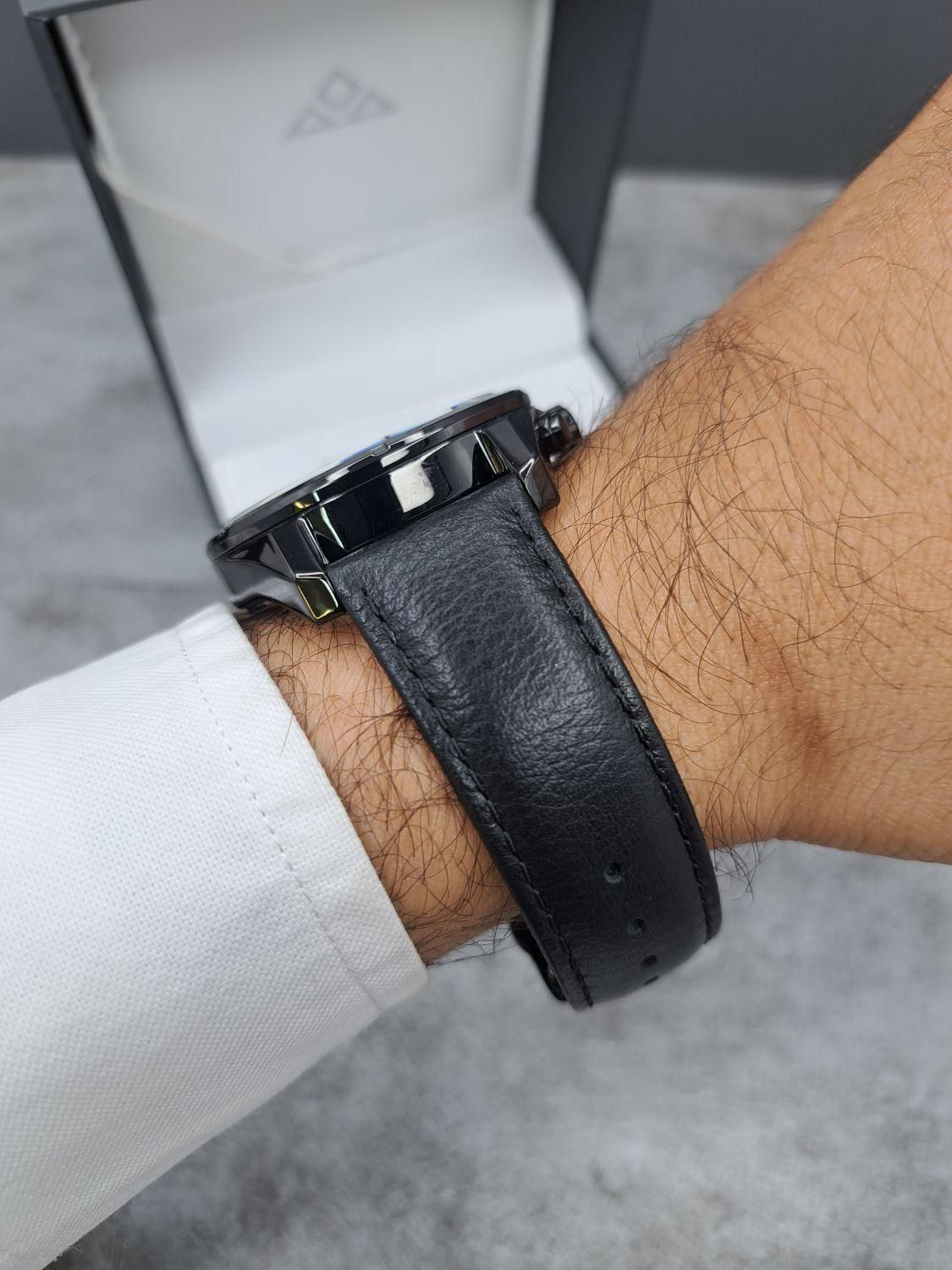 ساعت کرست اورجینال سه موتور فعال بندچرم تمام مشکی|ساعت|اصفهان, قائمیه|دیوار