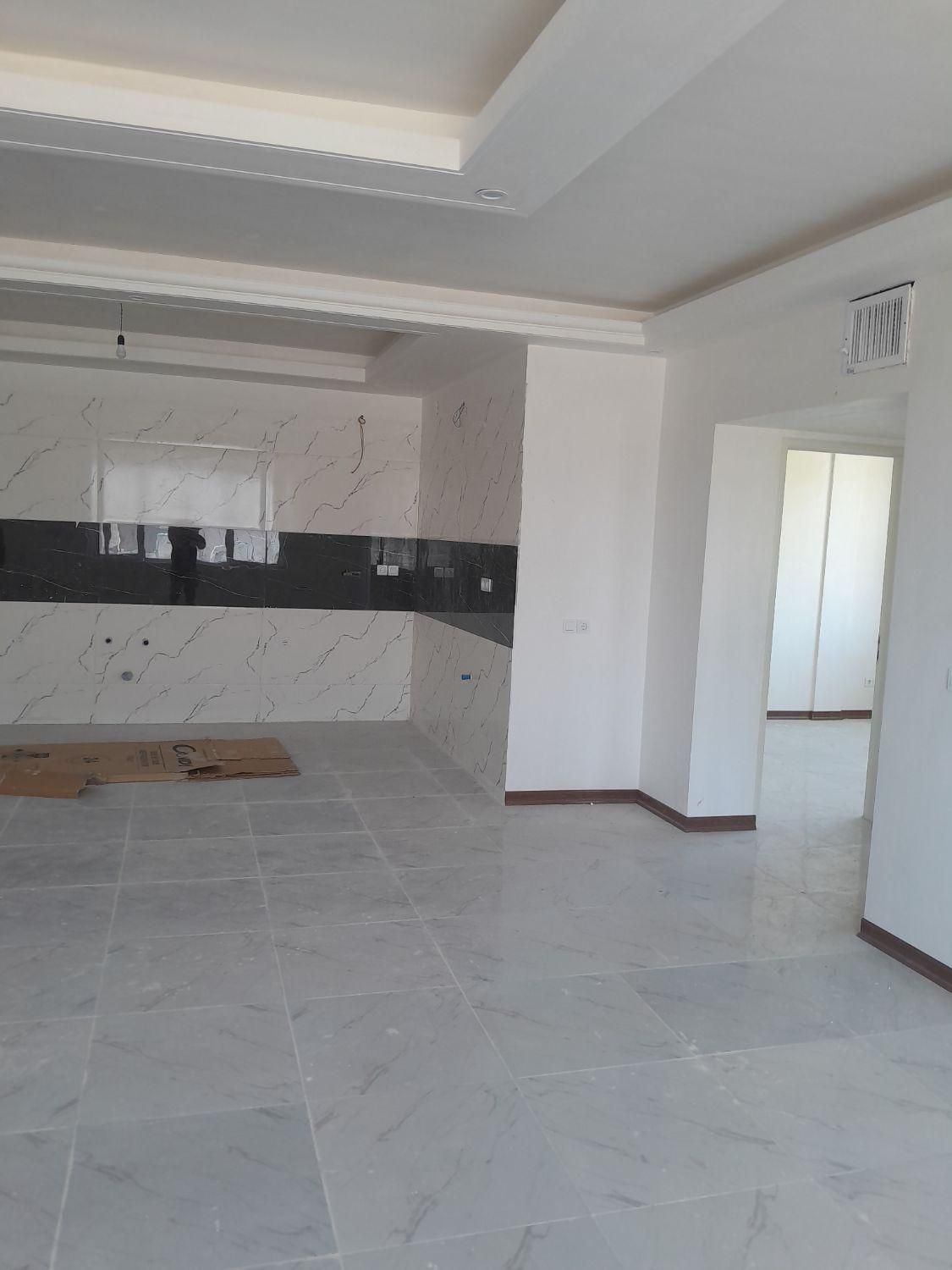 آپارتمان ۹۵ متری ۲ خوابه کلید اول (خام) نیاوران|فروش آپارتمان|بروجرد, |دیوار