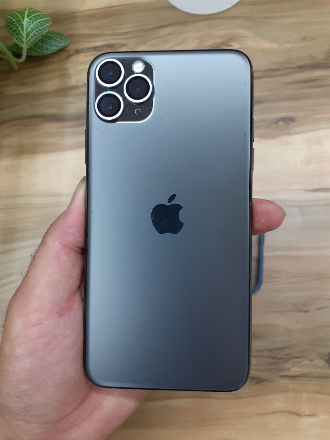 اپل iPhone 11 Pro Max با حافظهٔ ۲۵۶ گیگابایت|موبایل|کرج, عظیمیه|دیوار
