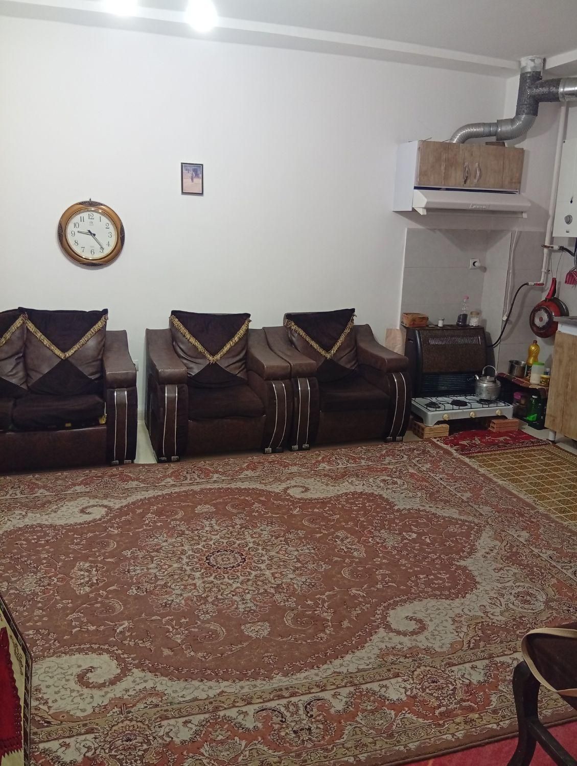 اجاره سوئیت بدون خواب|اجارهٔ کوتاه‌مدت آپارتمان و سوئیت|رشت, باهنر|دیوار