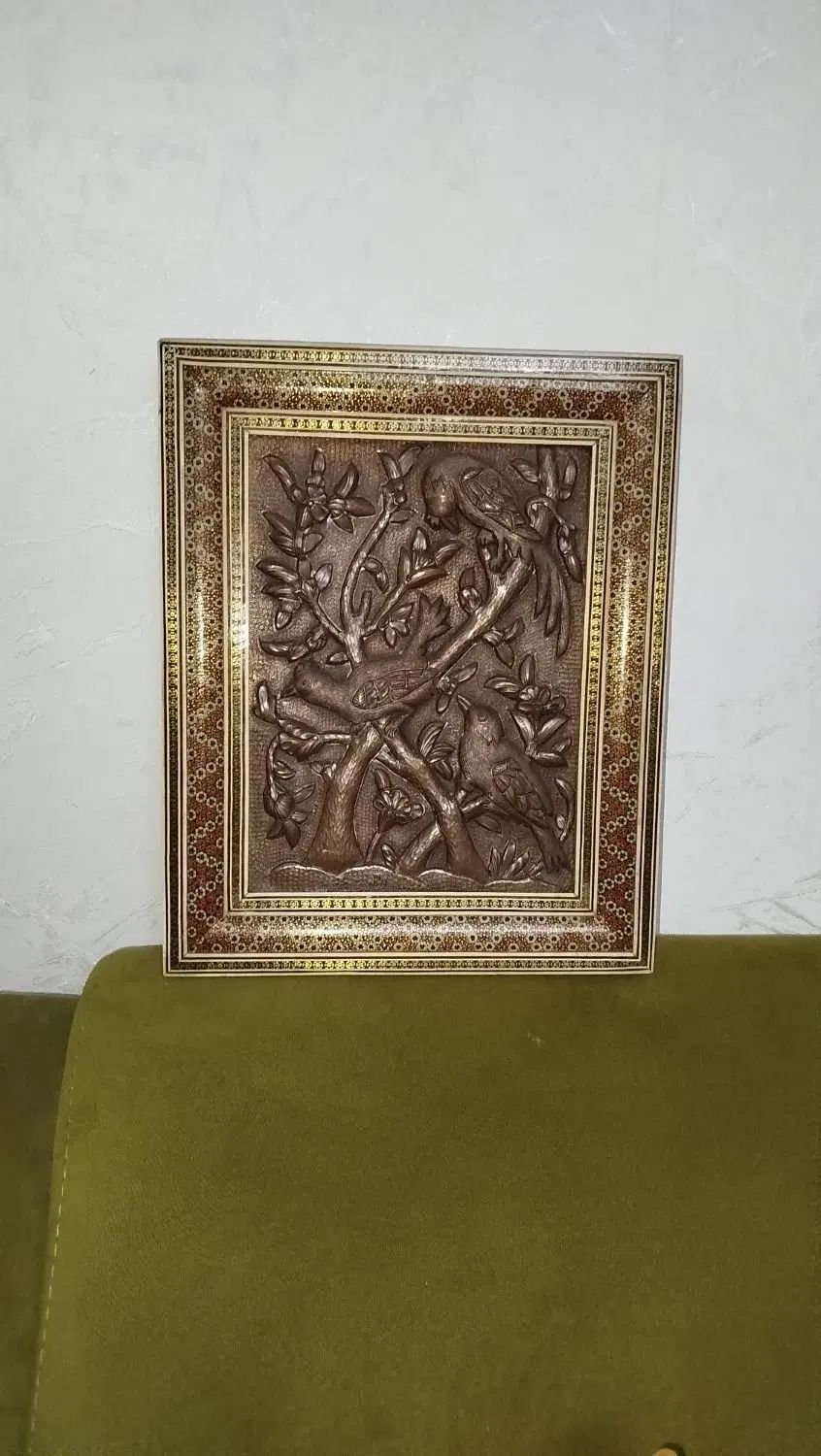 تابلو مسی قلم زنی برجسته طرح مرغ و گل ، موزه ای|تابلو، نقاشی، عکس|تهران, تهرانسر غربی|دیوار
