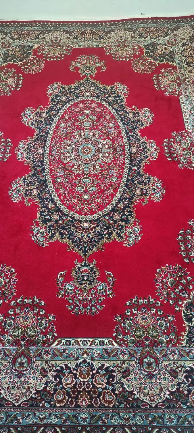 پنج تیکه وسایل منزل دوتافرش مبل وعسلی ودکور6تمن|حراج|سنندج, |دیوار