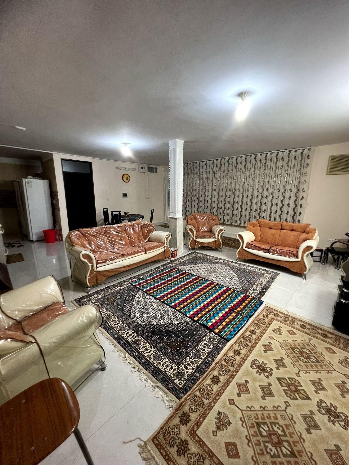 باغ ویلا دونفره تمیز و شیک در مرکز شهر|اجارهٔ کوتاهمدت ویلا و باغ|نیشابور, |دیوار