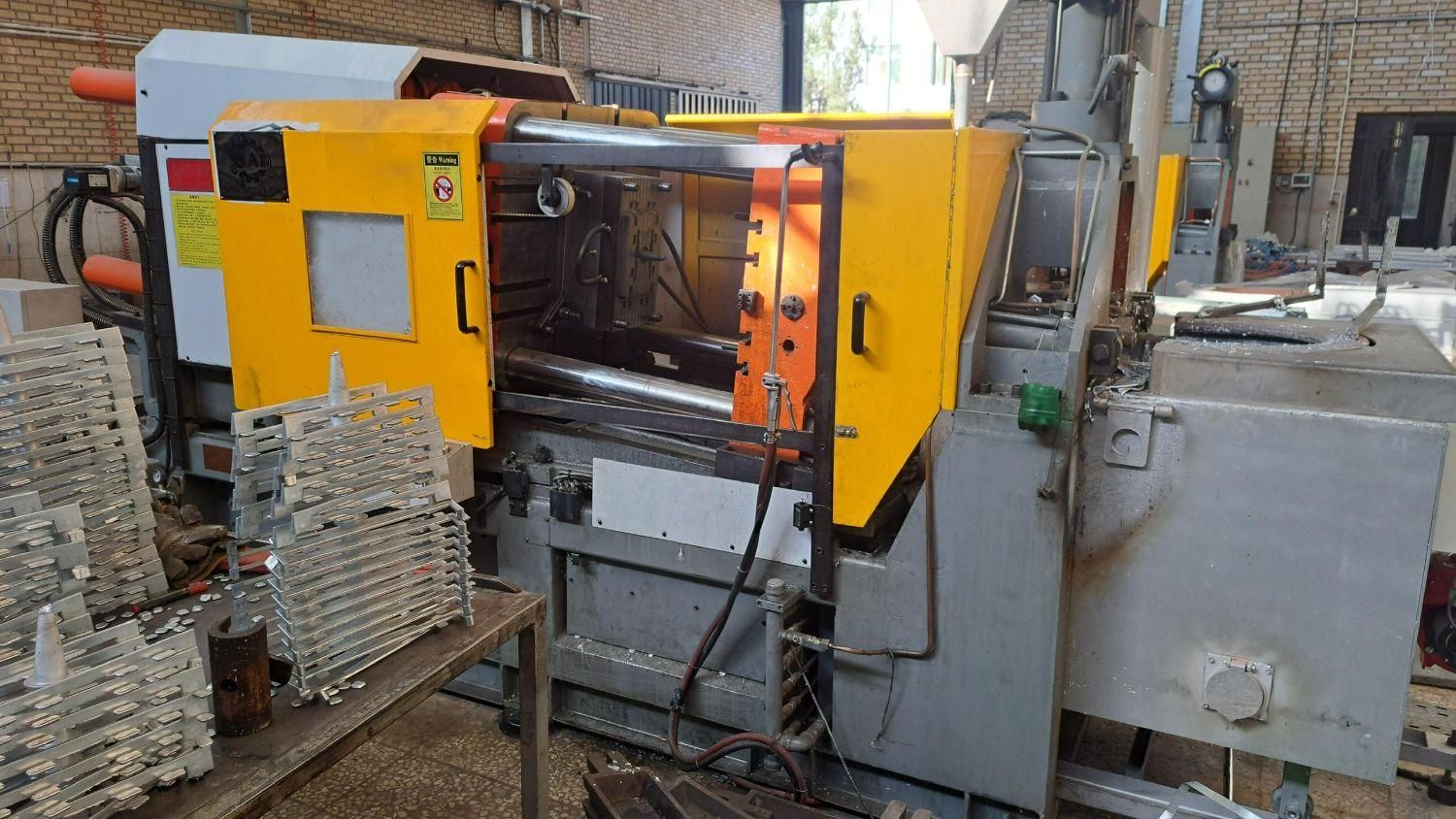 دستگاه دایکاست هات چمبر ماشین آلات دایکست زاماک|ماشینآلات صنعتی|تهران, دردشت|دیوار