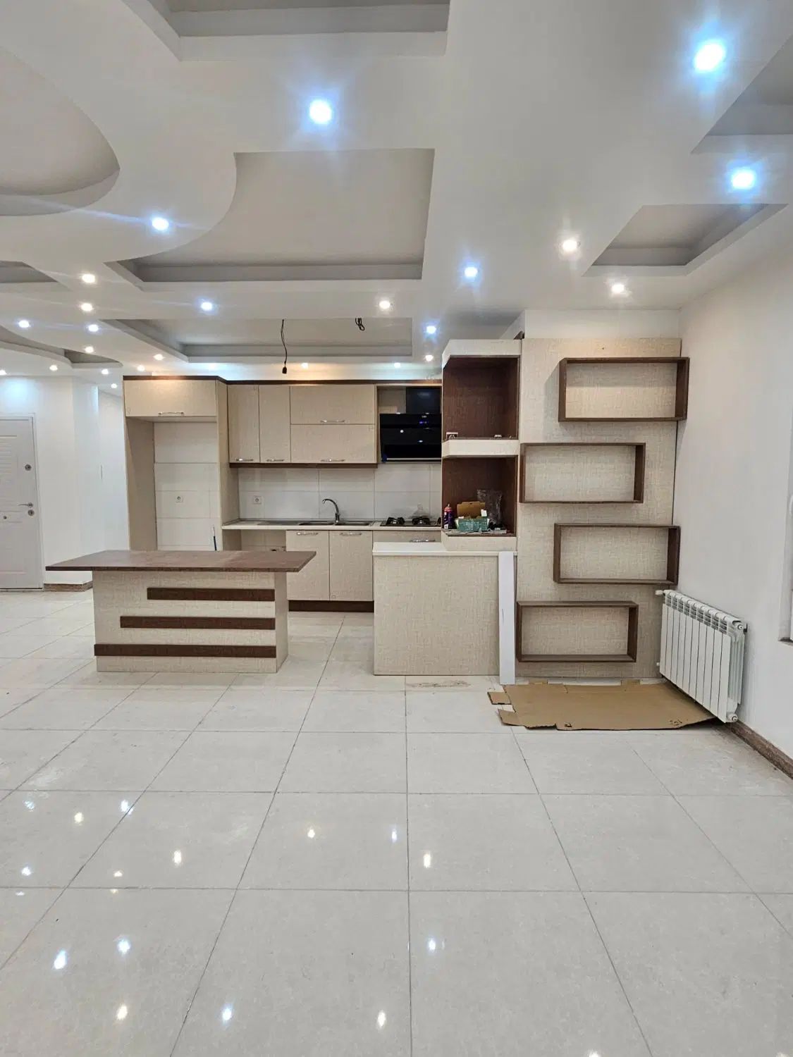 ۹۸ مترسندصفرخجسته ط۲ فول|فروش آپارتمان|رشت, یخسازی|دیوار