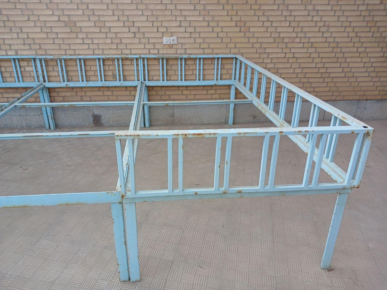 تخت اهنی|تخت و سرویس خواب|یزد, |دیوار