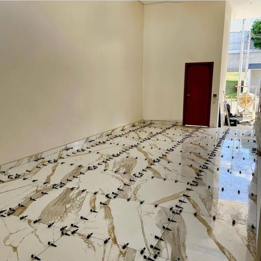 کاشی کاری و سرامیک کاری به ضمانت کار|خدمات پیشه و مهارت|مشهد, الهیه|دیوار