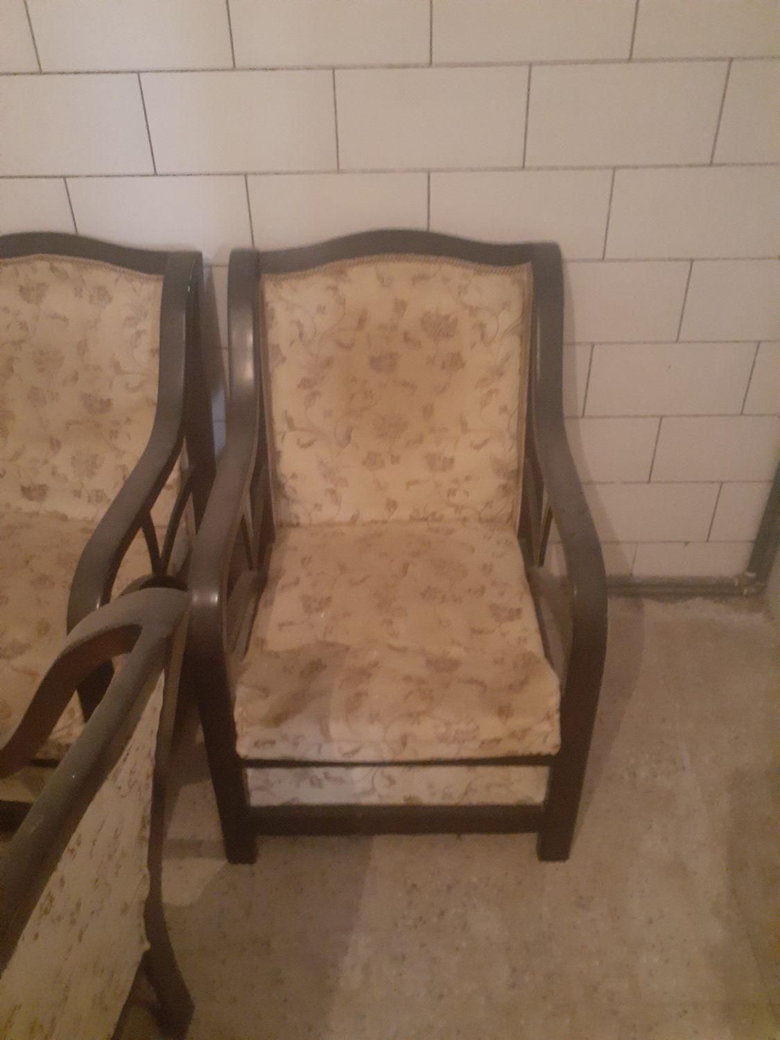 مبل ۶نفره|مبلمان خانگی و میز عسلی|بروجن, |دیوار