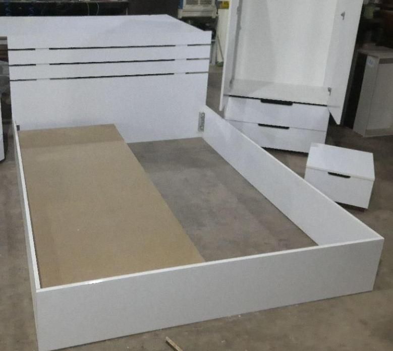 تخت رویال دونفره دراور ۴و کمد ۲دار سرویس خوابرویال|تخت و سرویس خواب|مشهد, جاهد شهر|دیوار