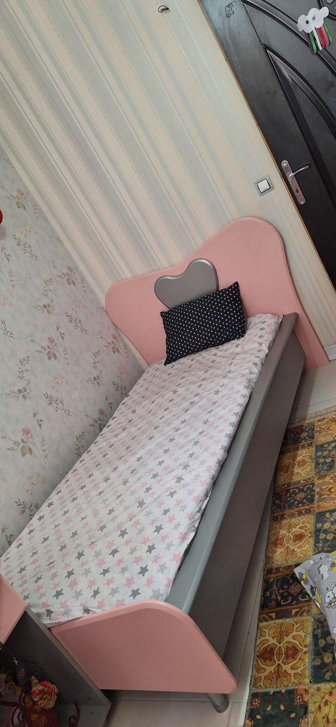 سرویس خواب نوجوان|تخت و صندلی بچه|فولادشهر, فولادشهر|دیوار