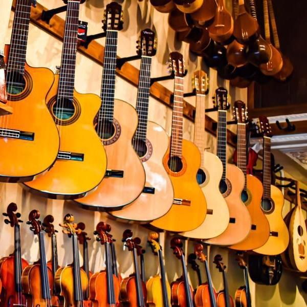 انواع گیتار|گیتار، بیس، امپلیفایر|خرمآباد, |دیوار