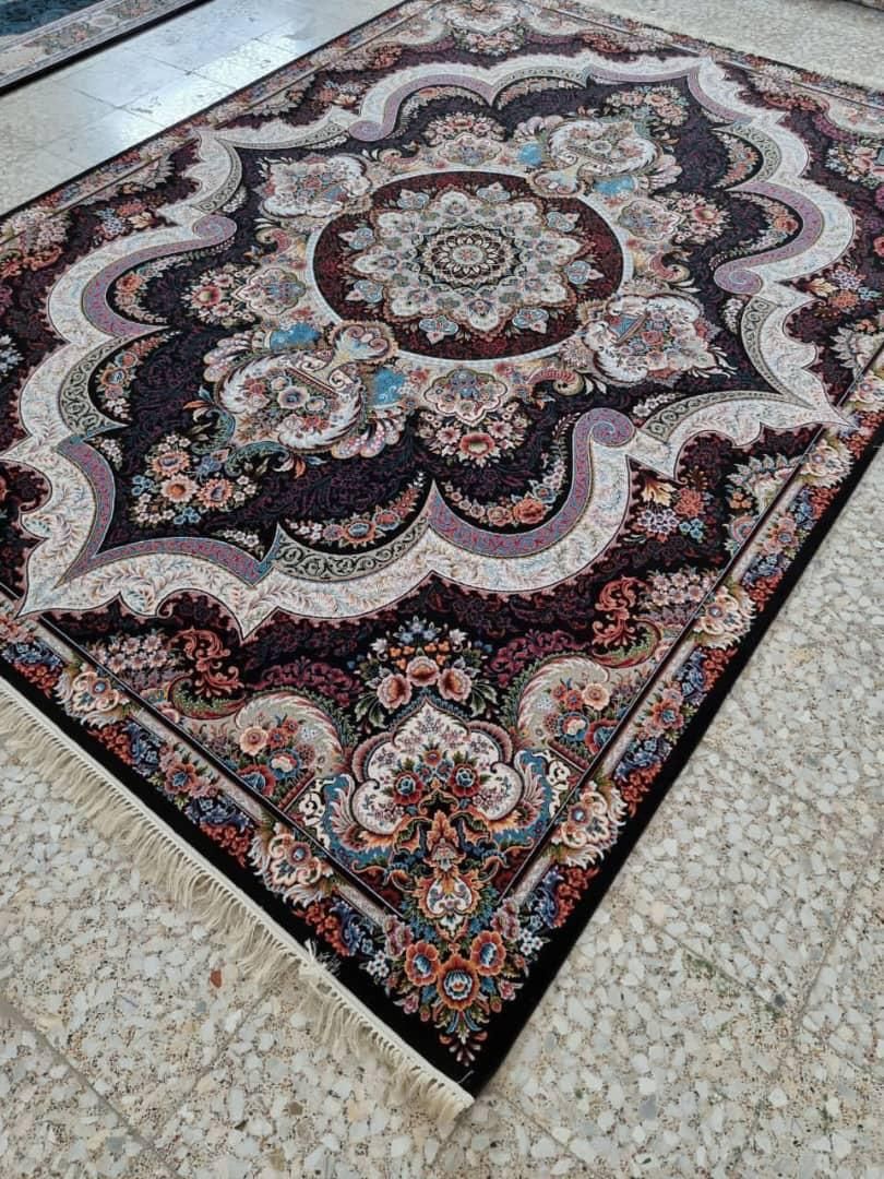 شیش متری ۸عدداکبند ۷۰۰شانه.ده ماه اقساط بندی کن|فرش|اردبیل, |دیوار