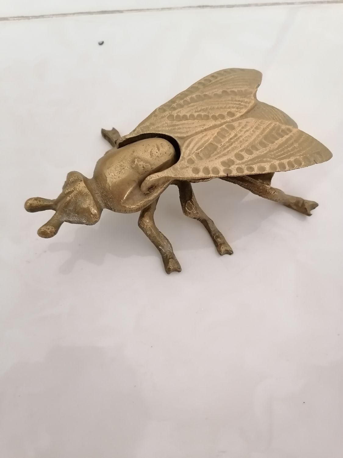 مجسمه یا زیرسیگاری برنجی|کلکسیون اشیاء عتیقه|هشتگرد, هیو|دیوار