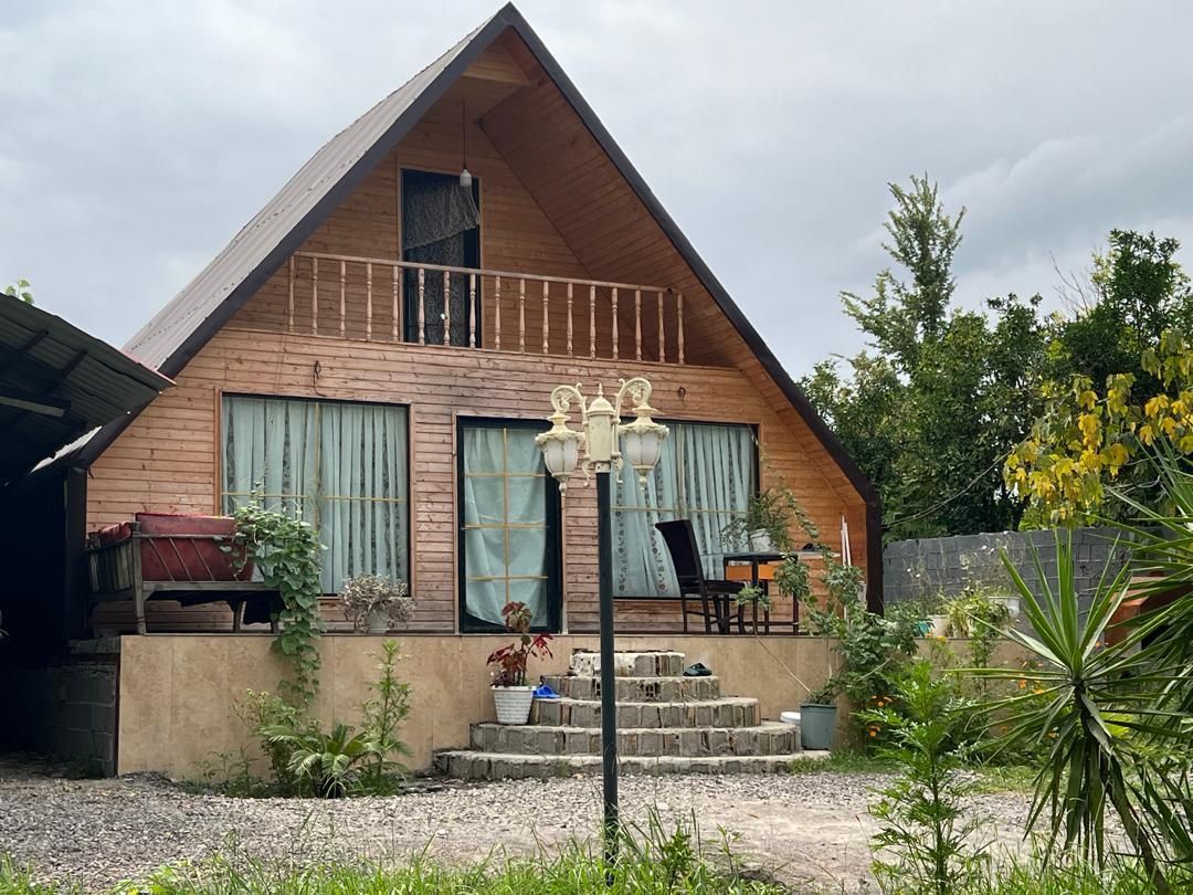 اجاره کلبه سوییسی استخردار جنگلی اب گرم|اجارهٔ کوتاهمدت ویلا و باغ|رشت, استادسرا|دیوار