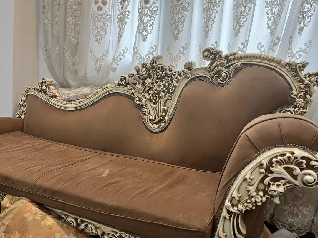 یک دست مبل ۷نفره|مبلمان خانگی و میز عسلی|تهران, هفت چنار|دیوار