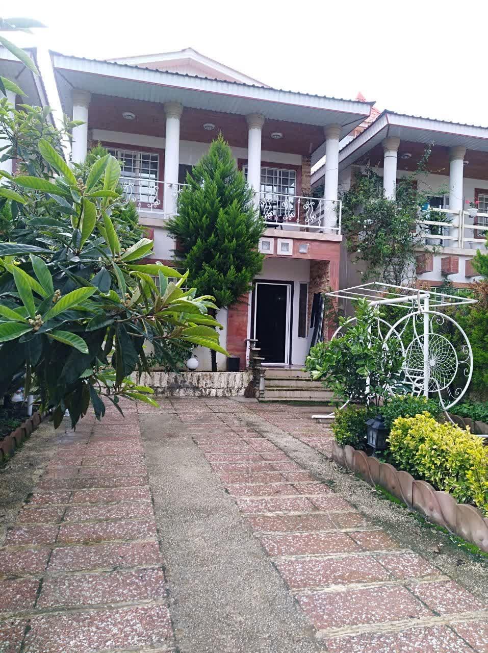 فروش خانه ویلایی ۲۳۰ متری ۳ خوابه|فروش خانه و ویلا|چمستان, |دیوار