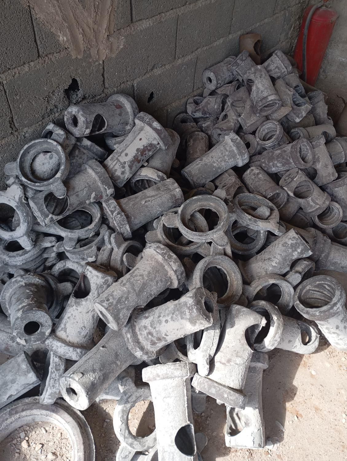 ذوب فلزات (ریخته گری) خانی|خدمات پیشه و مهارت|رباطکریم, آدران|دیوار