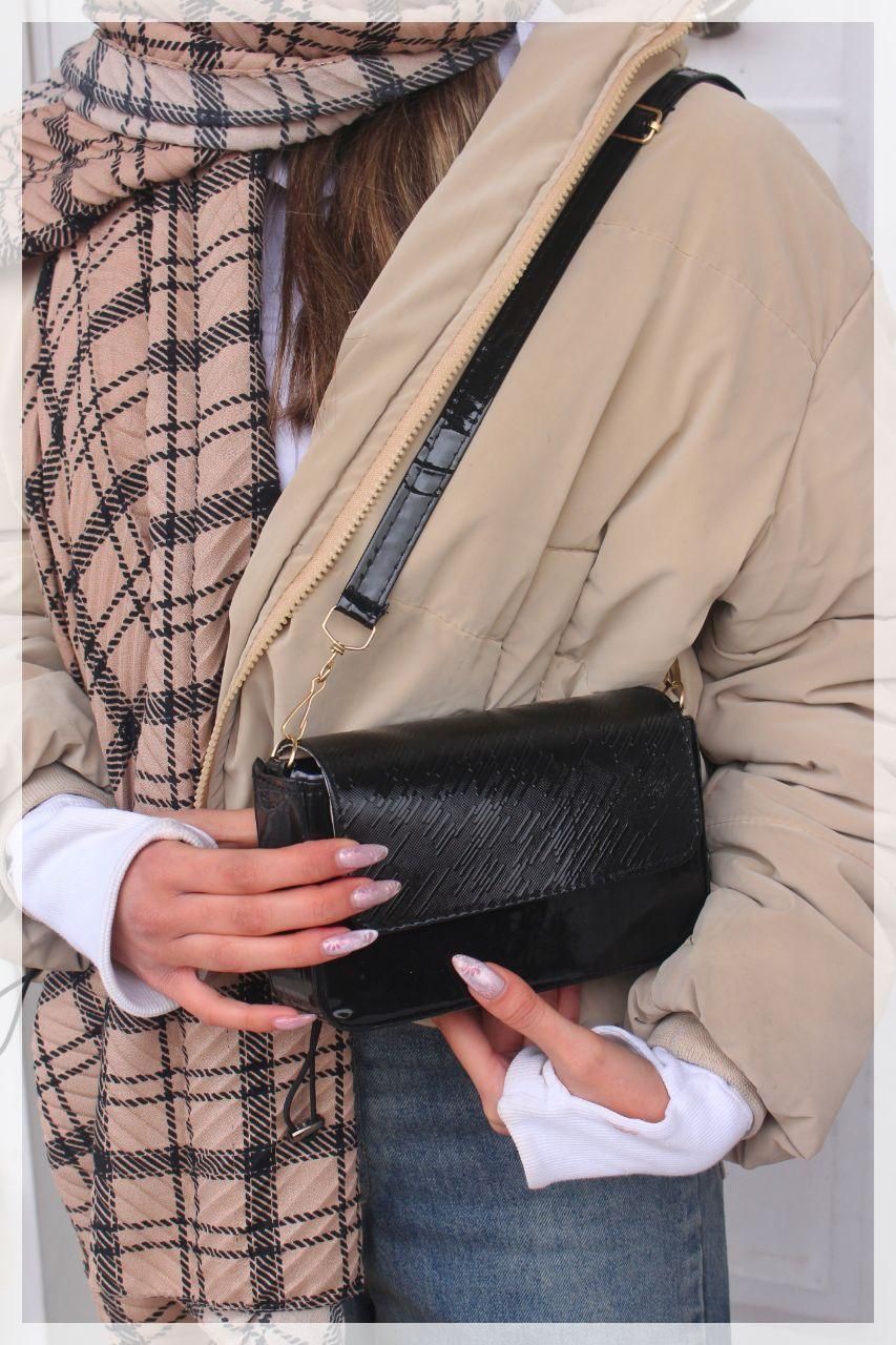 پخش کیف عمده چرمی و پارچه ای|کیف، کفش، کمربند|لردگان, |دیوار