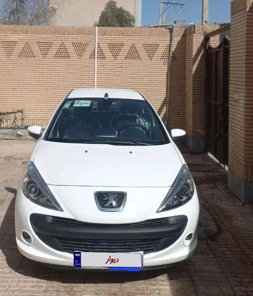 ماشین ۲۰۷i اتومات موتورtu5 سقف فلزی صفر مدل ۱۴۰۴|خودرو سواری و وانت|زاهدان, |دیوار